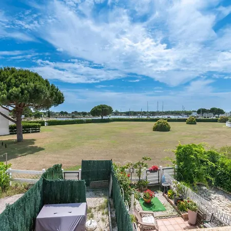 Isle Catherine By Interhome * Le Grau-du-Roi